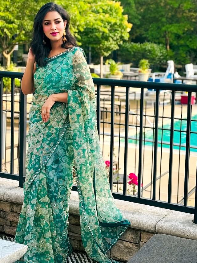 Blue Hour look 1